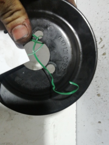 Polea bomda de agua Volkswagen Jetta III (1K2)
