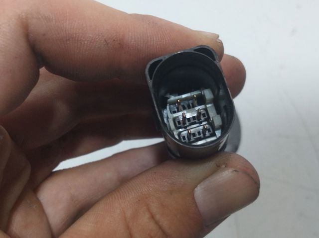 Sensor de oxígeno previo al catalizador 03F906262B VAG