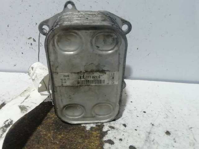 03L117021C Radiador de aceite debajo del filtro comprar Girona