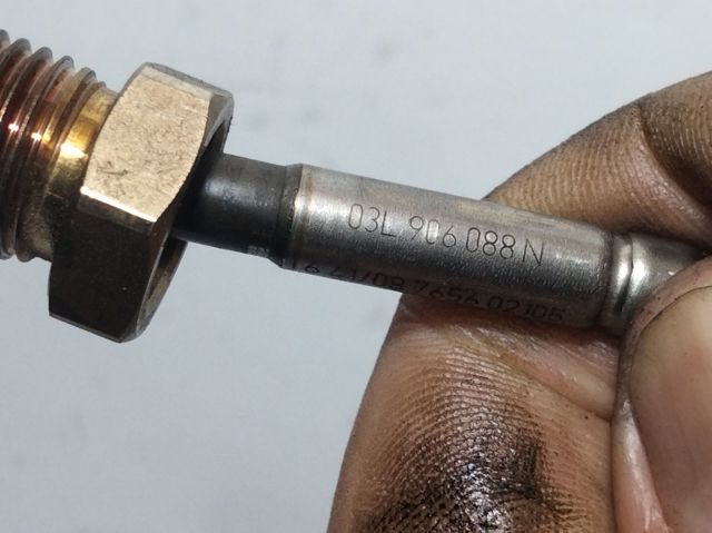 Sensor de temperatura de gases de escape antes del filtro de partículas 03L906088N VAG