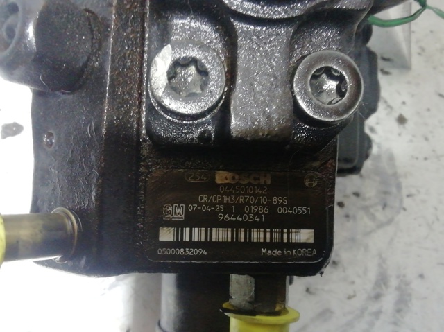 Bomba de inyección 0445010142 GM