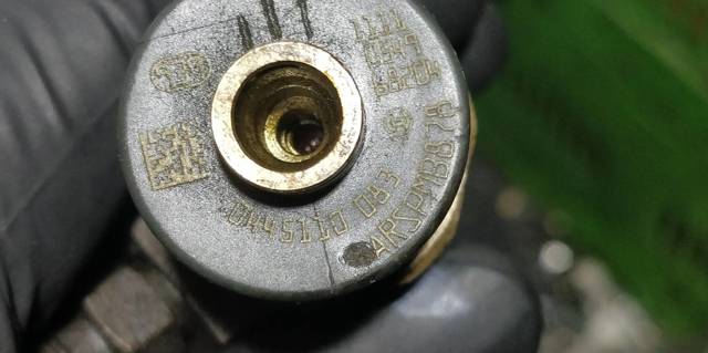 Inyector de combustible 0445110083 OPEL
