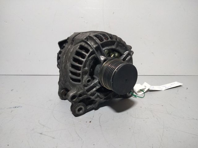 Alternador de coche 045903023A VAG