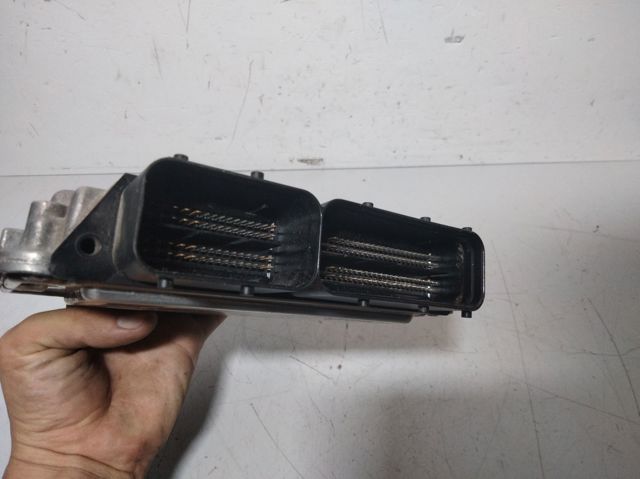 Precio del repuesto Módulo de control del motor Octavia III liftback