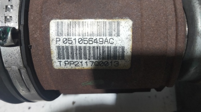 Semieje delantero derecho 05105649AC CHRYSLER