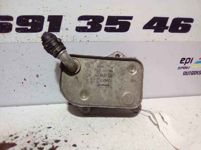Radiador de aceite debajo del filtro 06B117021 VAG