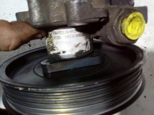 Bomba servodireccion 1092433 BMW