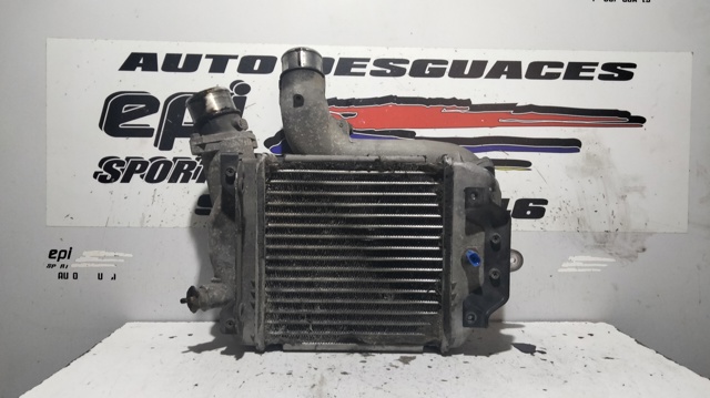 Radiador de aire de admisión 1271002360 MAZDA