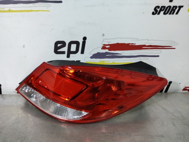 13279628 OPEL Piloto trasero derecho  comprar en Lleida
