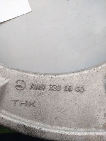 1673301300 Mercedes