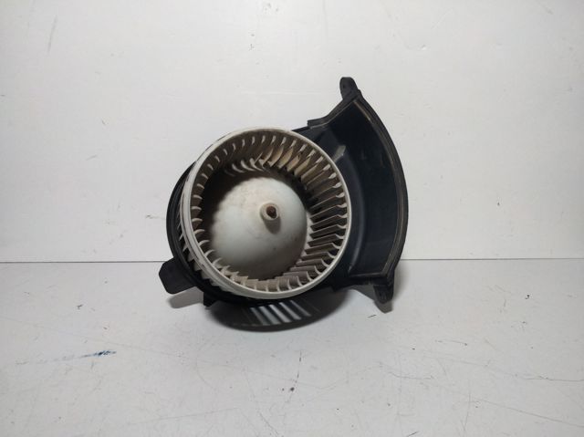173830100 Renault (RVI)