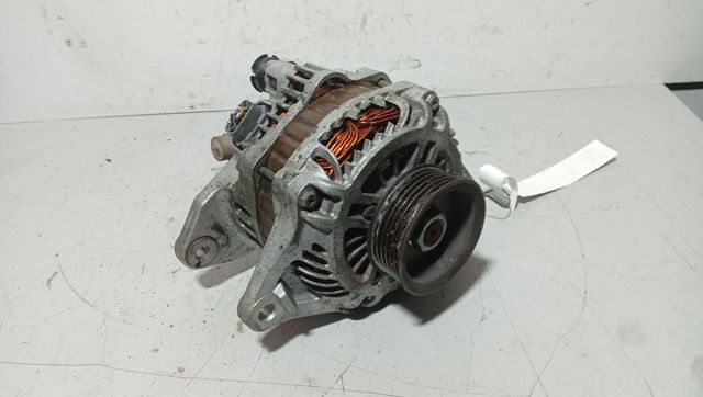 Alternador del motor 1800A067 MITSUBISHI
