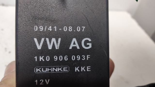 Módulo de control del motor de la bomba de combustible 1K0906093F VAG