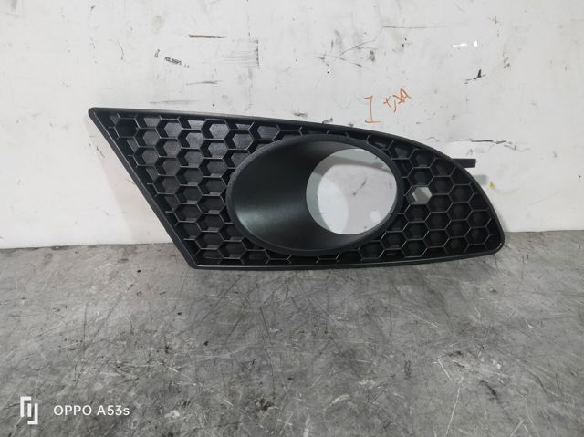 VAG 1P0853666A Embellecedor de faro antiniebla derecho comprar Tarragona