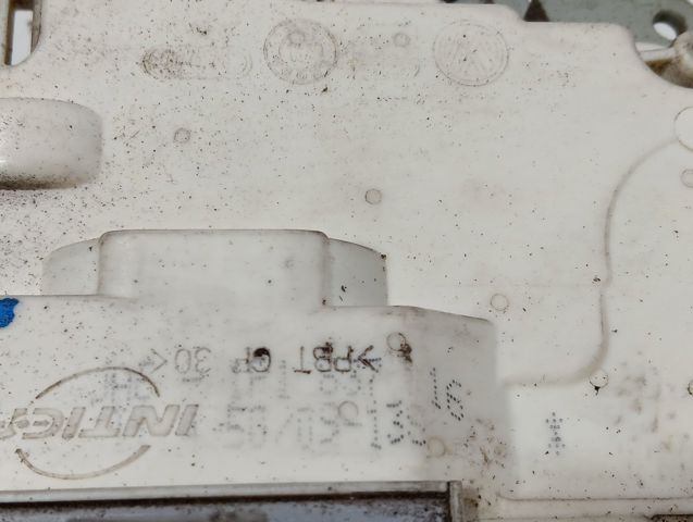 1P1837016 VAG Cerradura de puerta delantera derecha  comprar en Oviedo