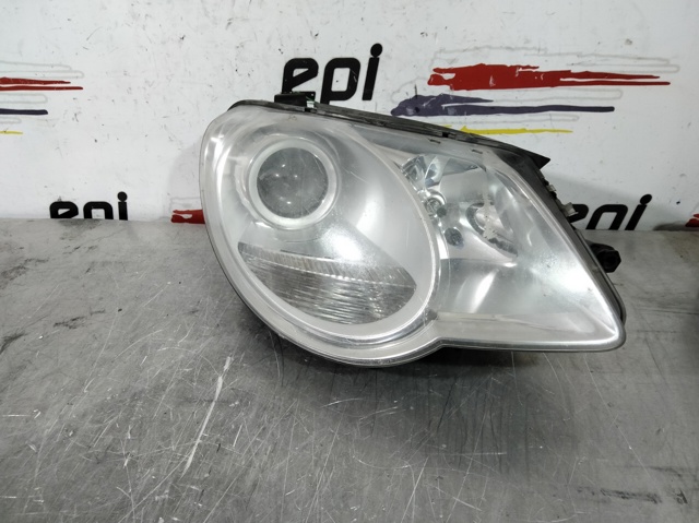Luz derecha 1Q1941006D VAG