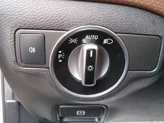 2129050551 Mercedes