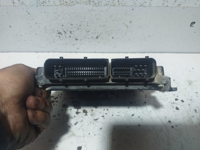 23710EC07C NISSAN Unidad de control del motor (ECU)  disponible Ourense