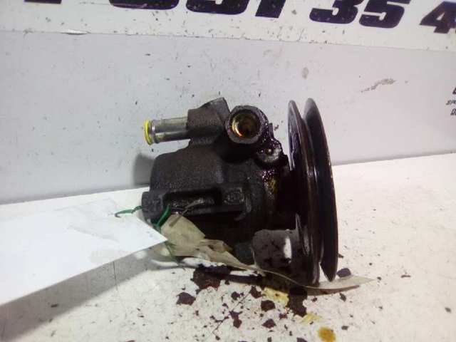 Bomba hidráulica de dirección 26008257 OPEL