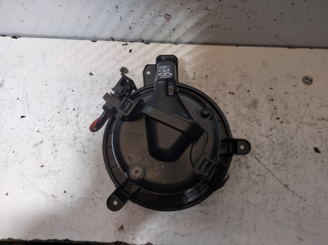Ventilador interior 2Q1819021 VAG