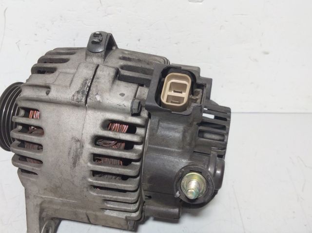 Alternador de coche 3730037800 HYUNDAI