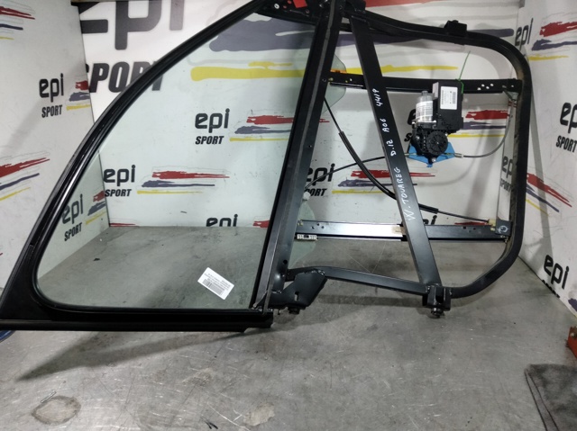 3D1959793E Motor del elevalunas de la puerta delantera izquierda  disponible Burgos