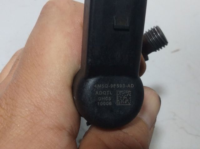 4M5Q9F593AD Ford