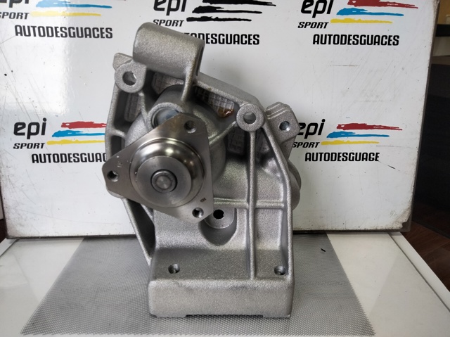 Bomba refrigerante coche 504083122 FIAT