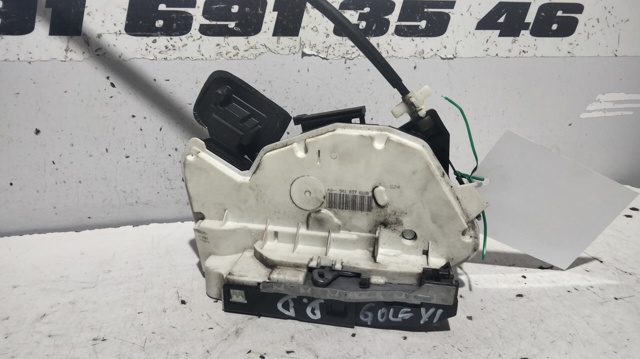 5K1837016B Cerradura de puerta delantera derecha  en stock Sabadell