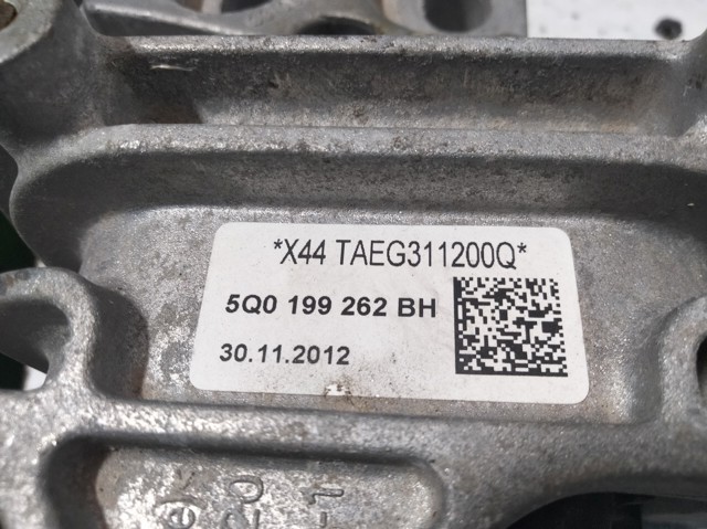 Soporte de motor derecho 5Q0199262BH VAG