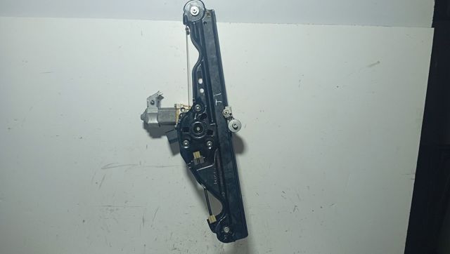 6922319 Motor del elevalunas de la puerta trasera izquierda  comprar en Zaragoza