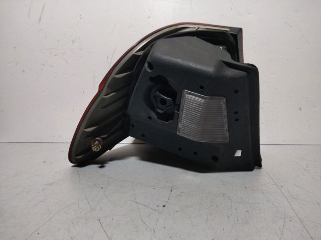 Piloto trasero exterior derecho 694653401 BMW