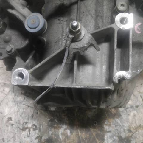 6M5R7002DB Ford