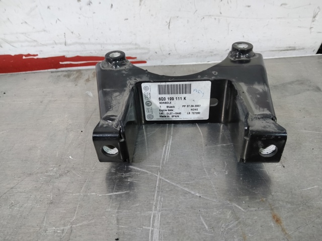 VAG 6Q0199111K Soporte del soporte izquierdo del motor  en stock Terrassa