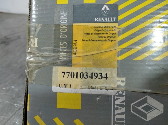 El filtro de aire 7701034934 RENAULT