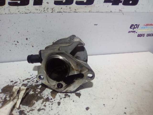 8200577807 Bomba de vacío  en stock Sabadell