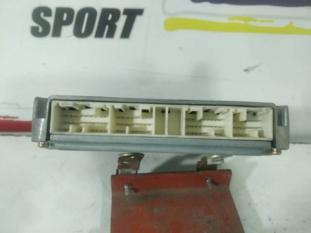 ECU para Toyota Avensis T22