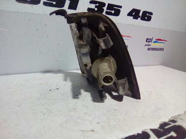 Piloto intermitente derecho 8A0953050A VAG