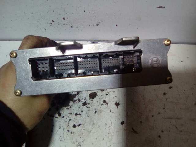8D0907557C VAG