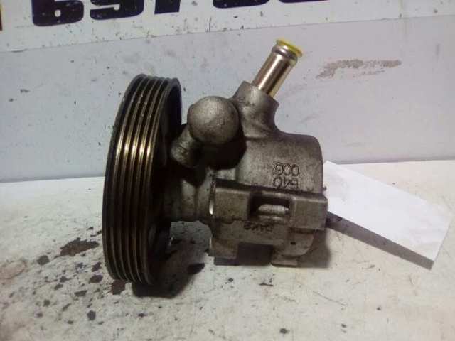 Bomba de dirección hidráulica Peugeot 306  (7A)