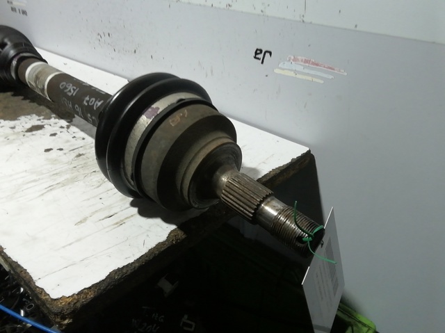 Semieje delantero derecho 9632687980 PEUGEOT