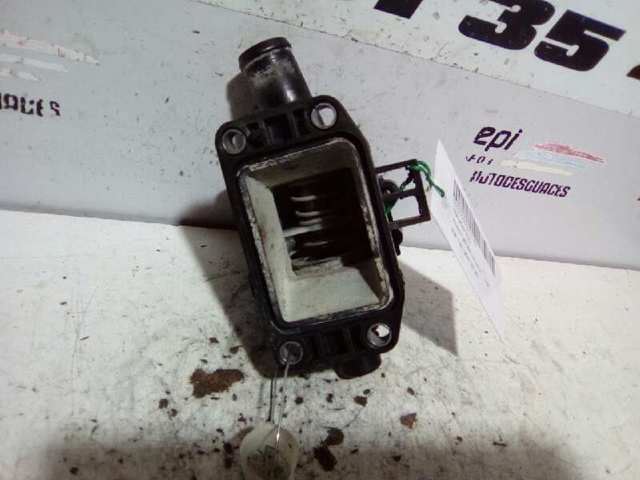 Caja del termostato 9647767180 PEUGEOT