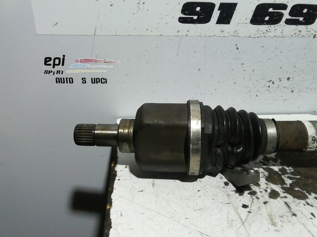 PEUGEOT 9684135380 Semieje delantero izquierdo  en stock Terrassa
