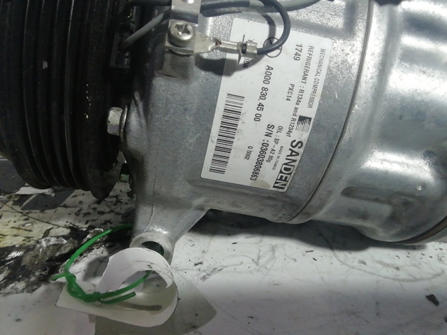 Compresor ac A0008304500 MERCEDES