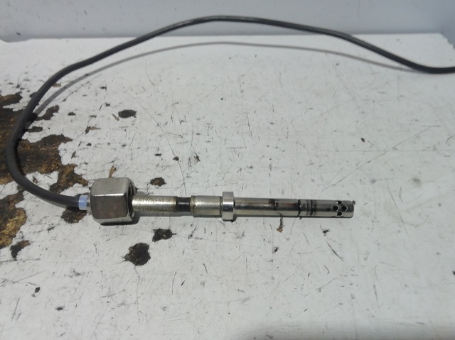 Sensor de temperatura de gases de escape antes del catalizador A0009053905 MERCEDES