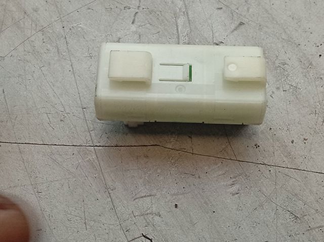A0009820512 Mercedes