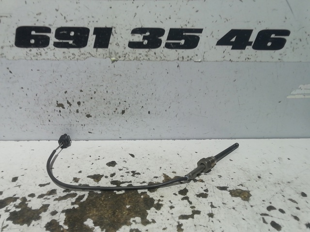 Sensor de temperatura de gases de escape en catalizador A0051534028 MERCEDES