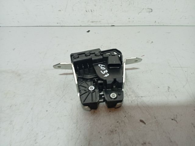 A0997400600 Cerradura de maletero comprar Girona