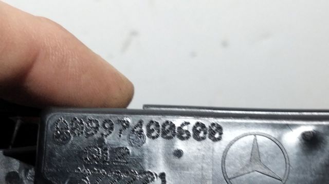 A0997400600 Cerradura de tapa de maletero  comprar en Reus