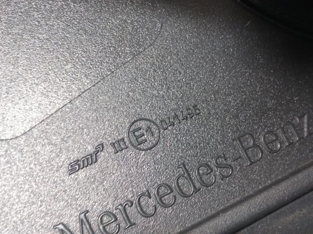 A0998117400 MERCEDES Cubierta de espejo retrovisor derecho  comprar en Jaén